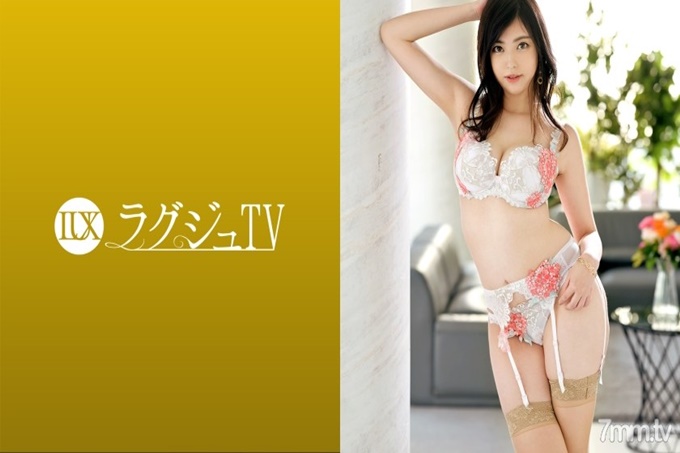 豪华TV1515写真模特美女登场！把油涂在的身体上妖艳下流冲击快感点活塞会逐渐变得淫乱